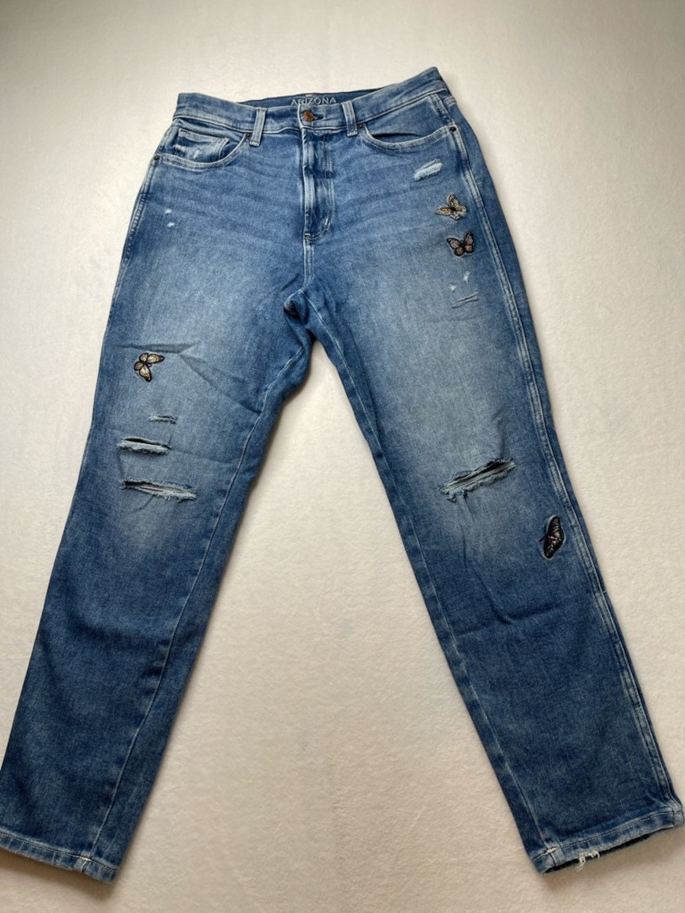 Arizona MOM Jean Women's 11 Blue Distressed Jeans with Butterfly Patches